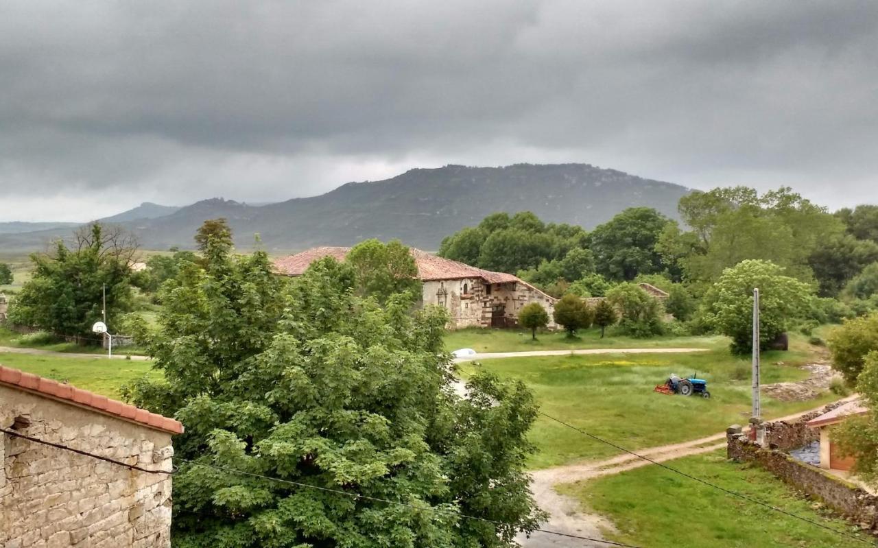 Casa Druna Lee ; Casa En El Campo Leilighet Santa Gadea  Eksteriør bilde